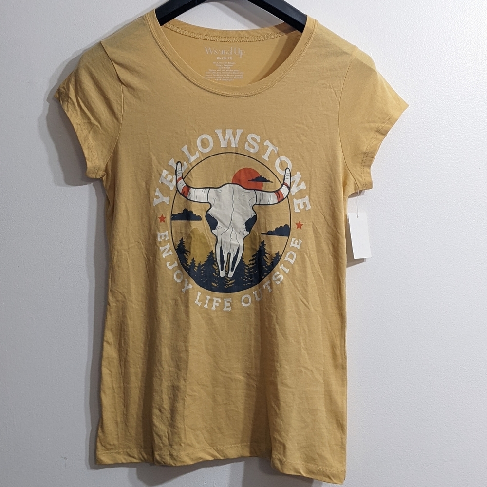 Yellowstone Enjoy Life Outside Women's Graphic T-Shirt, Size XLarge(15-17), New